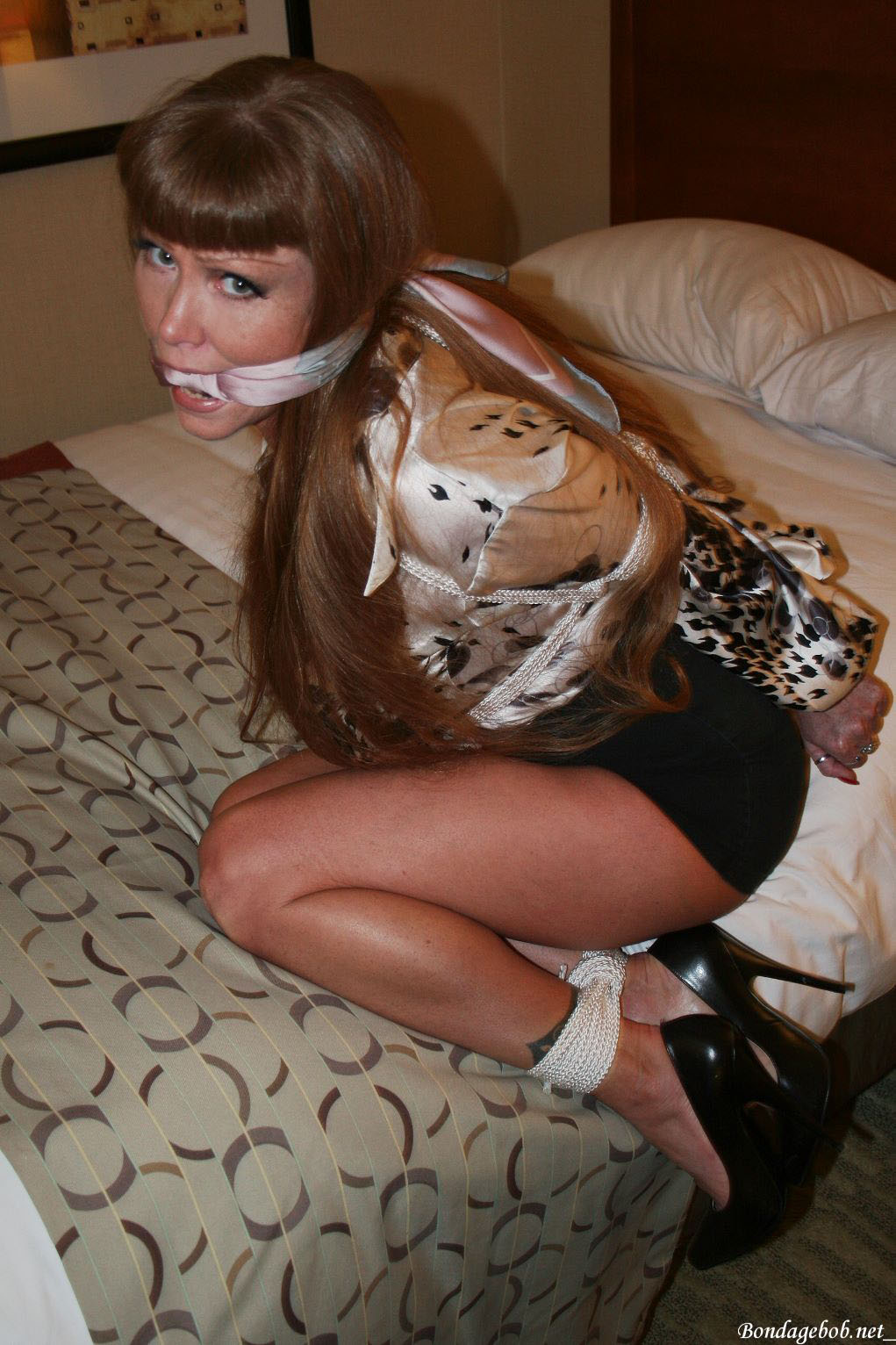 Darla Crane, Utter hogtie