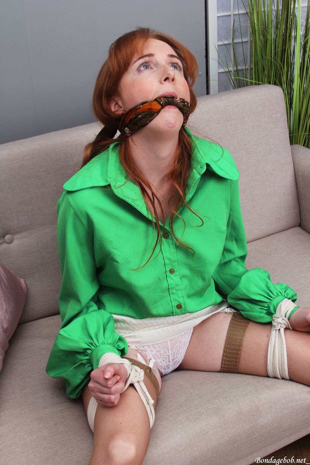 Miss Daphne Red, Unwilling YouTube Star