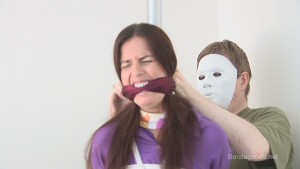 Kobe Lee, Gagged